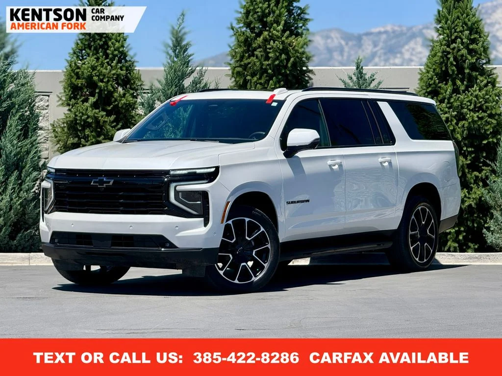 Used 2025 White Chevrolet RST image 1