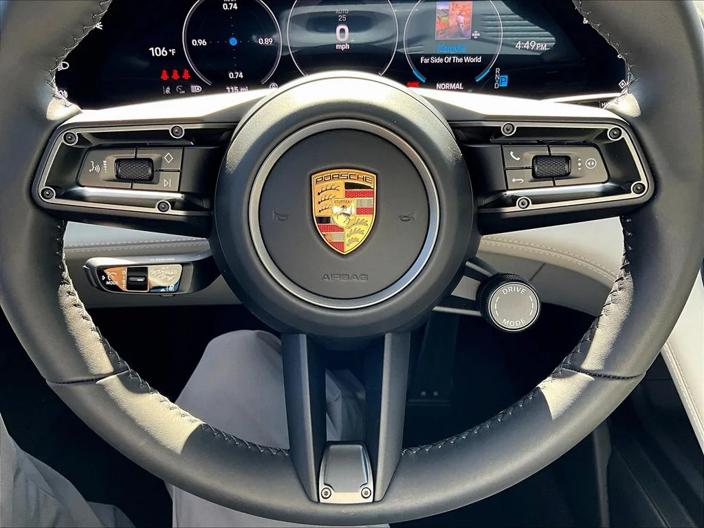 2025 Porsche Taycan Base - Photo 14
