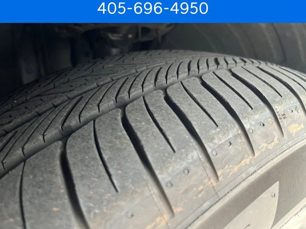 Certified Pre-Owned 2026 Genesis GV70 2.5T Select