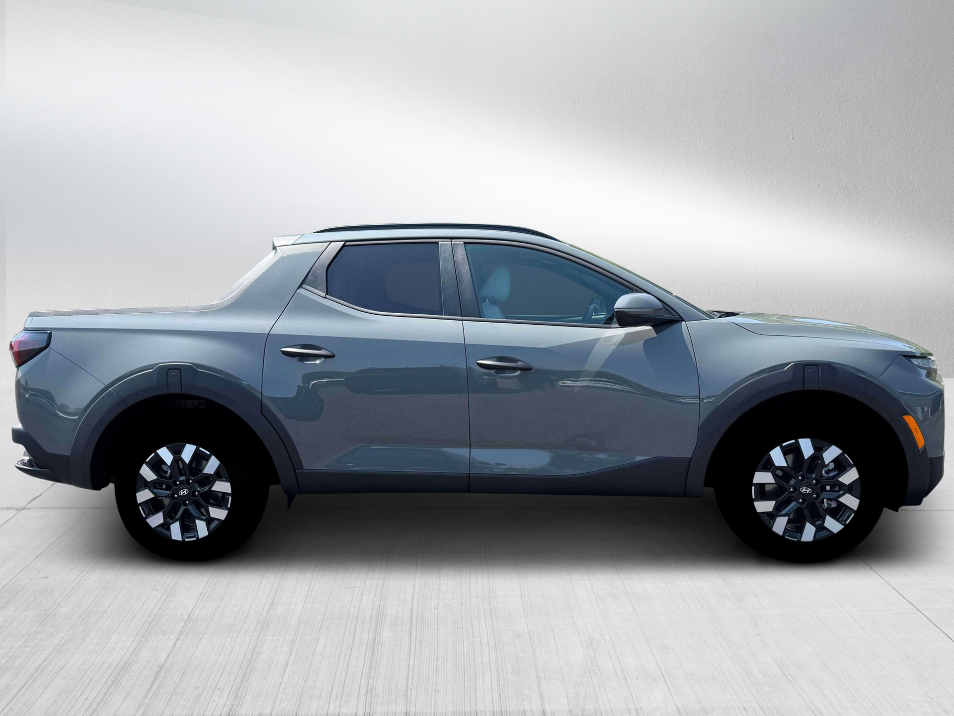 New 2026 Hampton Gray Hyundai SEL image 9