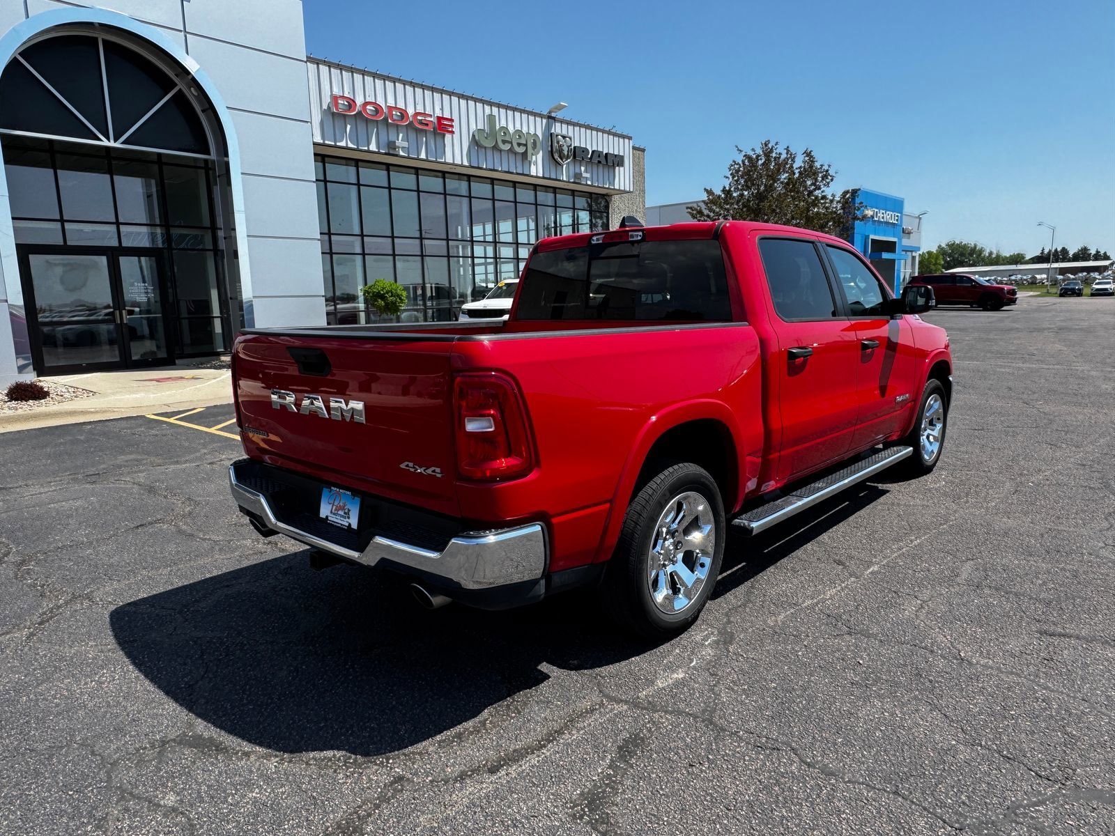 Used 2025  Ram Big Horn image 9
