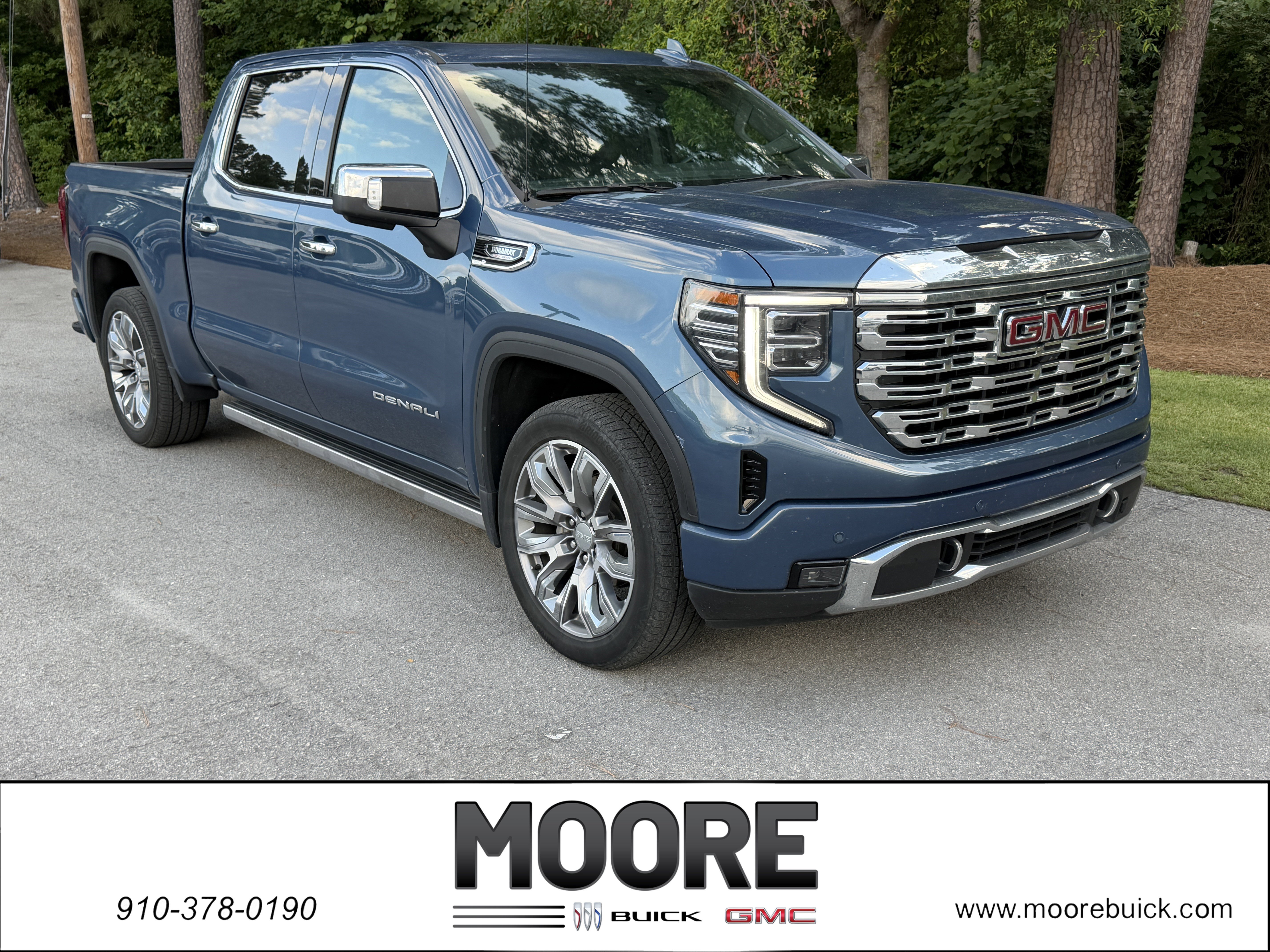 2025 GMC Sierra 4WD Crew Cab Short Box Denali's photo