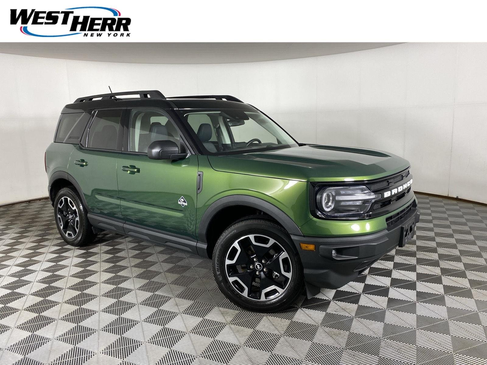 Used 2024 Eruption Green Ford Outer Banks image 1