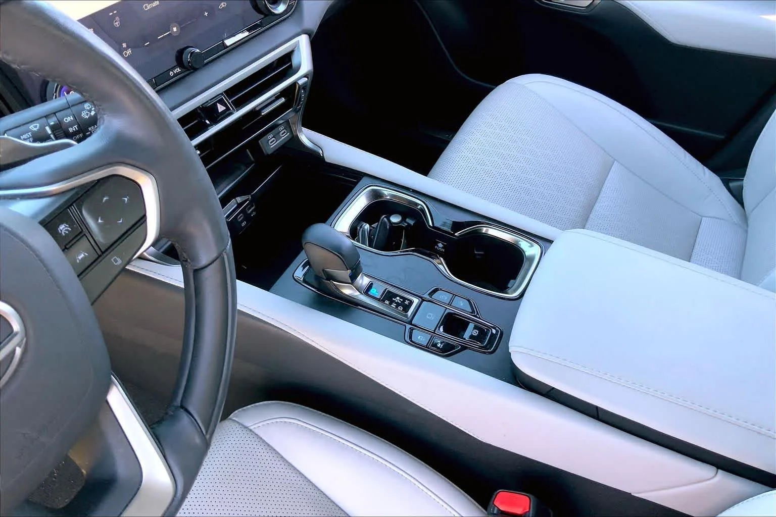 Certified Used 2023 Caviar Lexus Premium Plus image 17