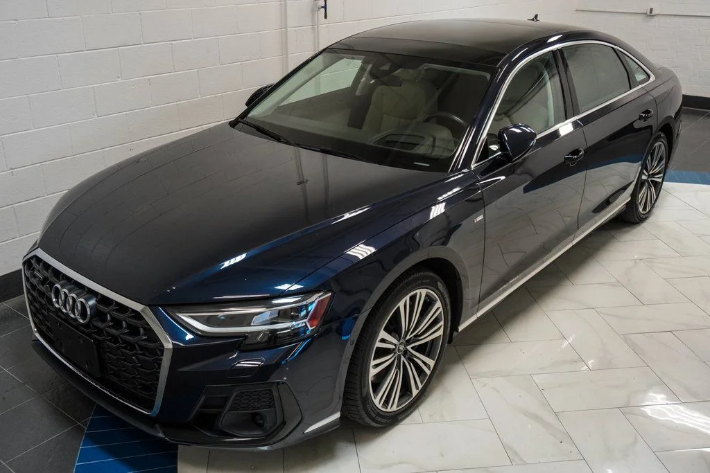 Used 2022 Blue Audi L 55 image 16