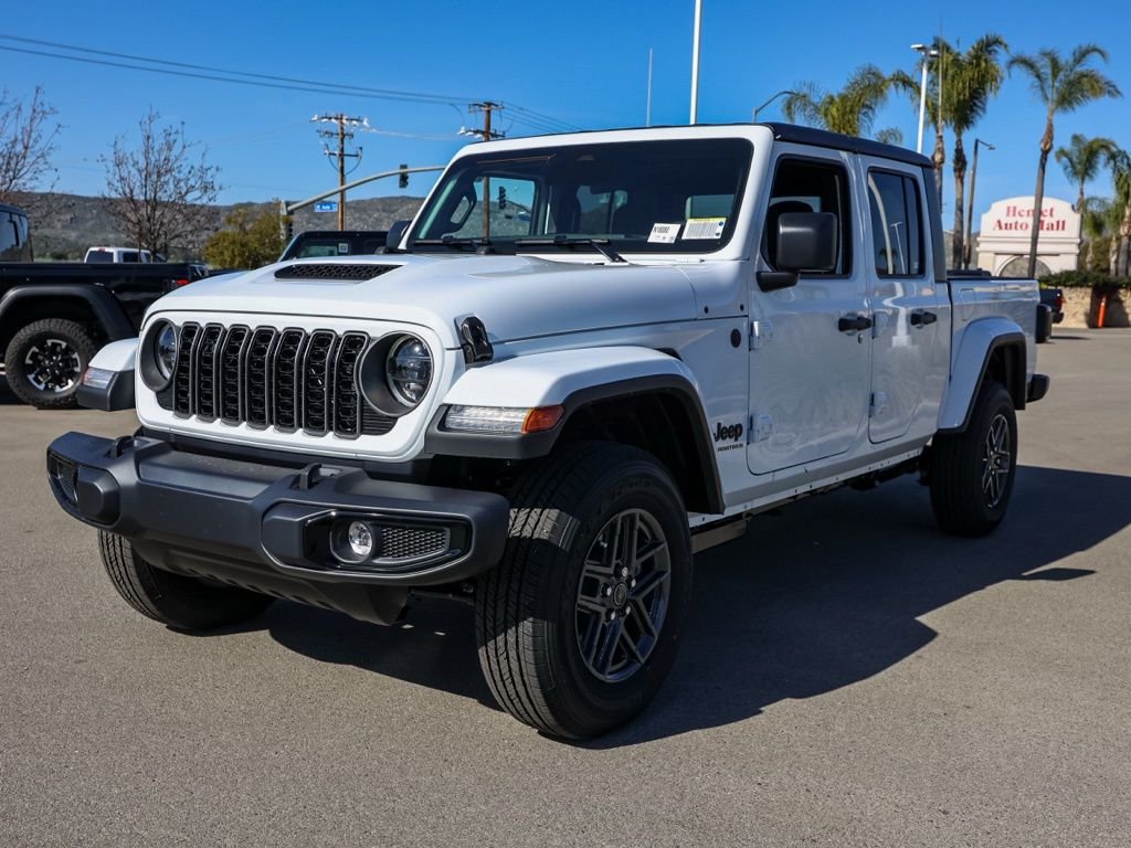 New 2026 Bright White Clear-Coat Exterior Paint Jeep Sport S image 7