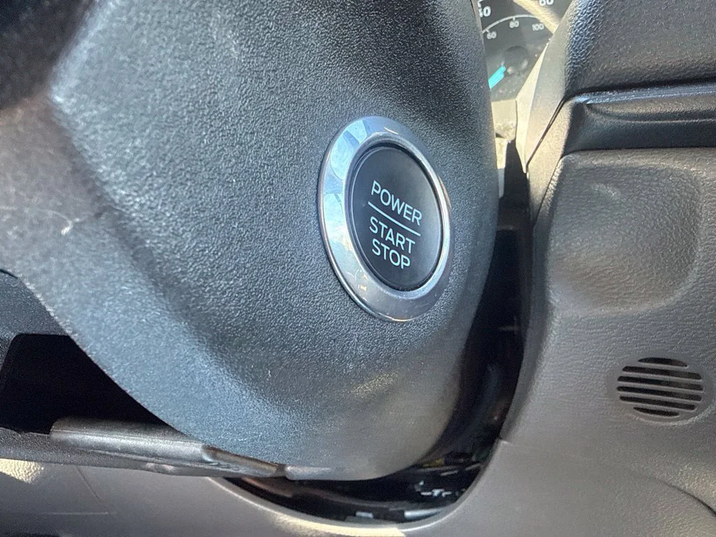 Used 2022 Black Ford Base image 19