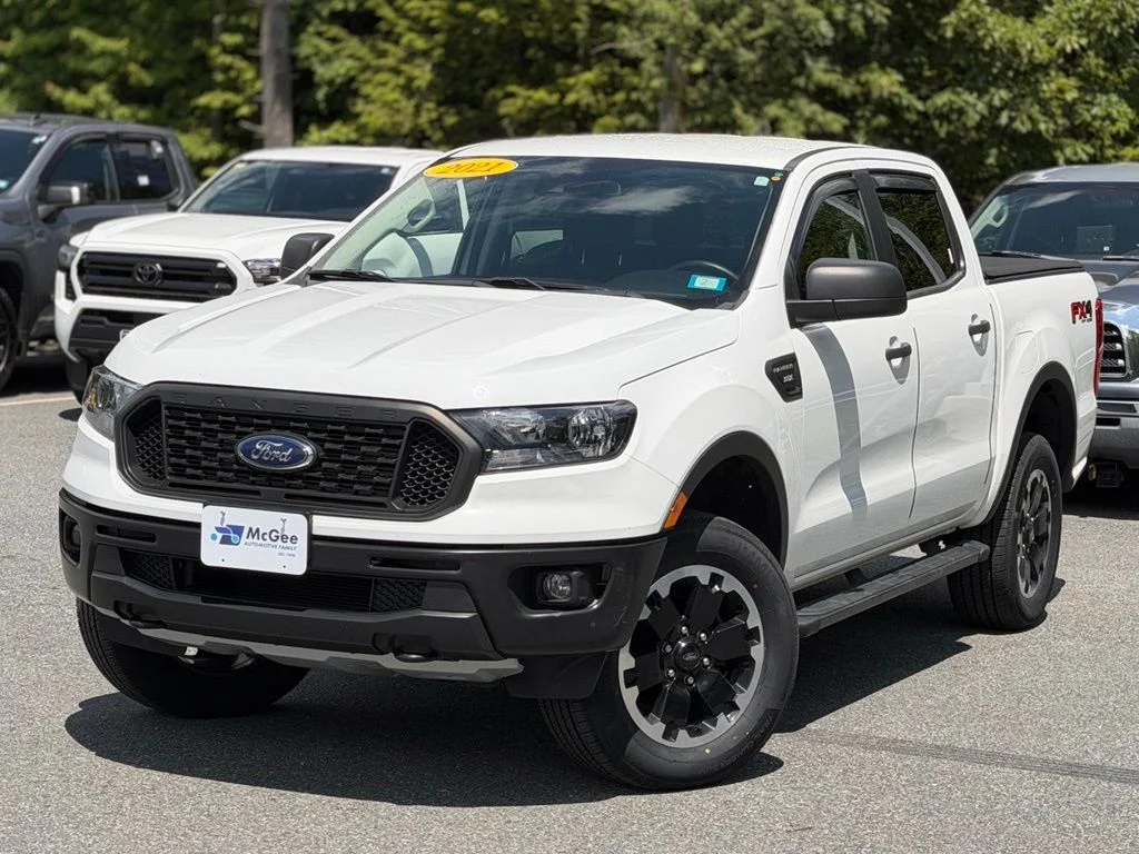 Used 2021 White Ford XL image 1