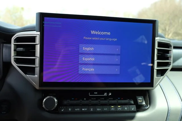 2026 Toyota Sequoia Platinum - Photo 8