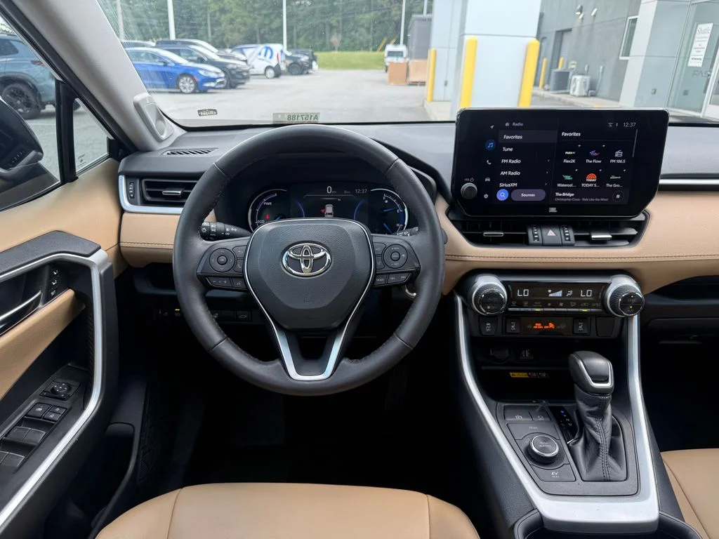 Used 2024 Blue Toyota XLE Premium image 8