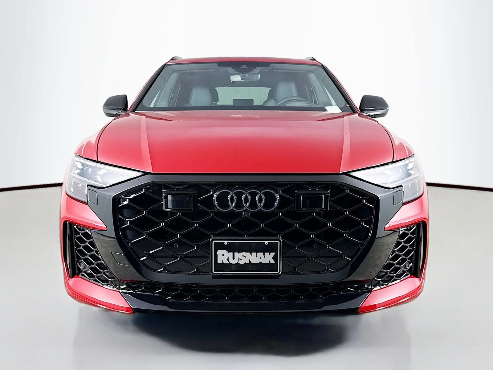 New 2025 Red Audi 4.0T image 2