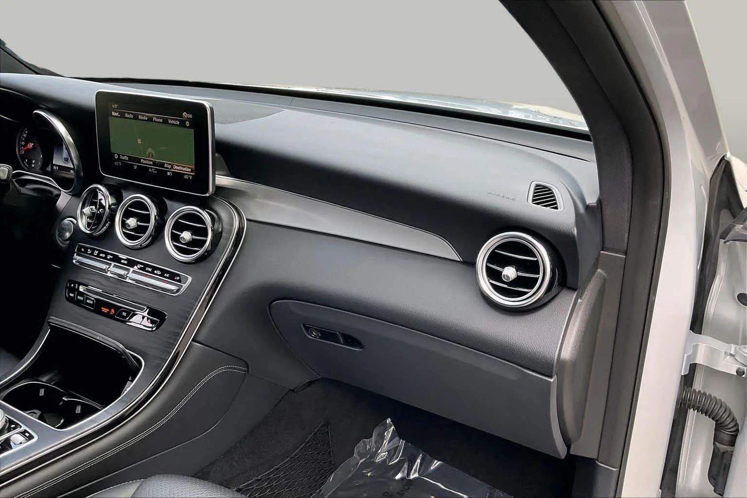 Used 2019 Iridium Silver Metallic Mercedes-Benz GLC 300 image 18