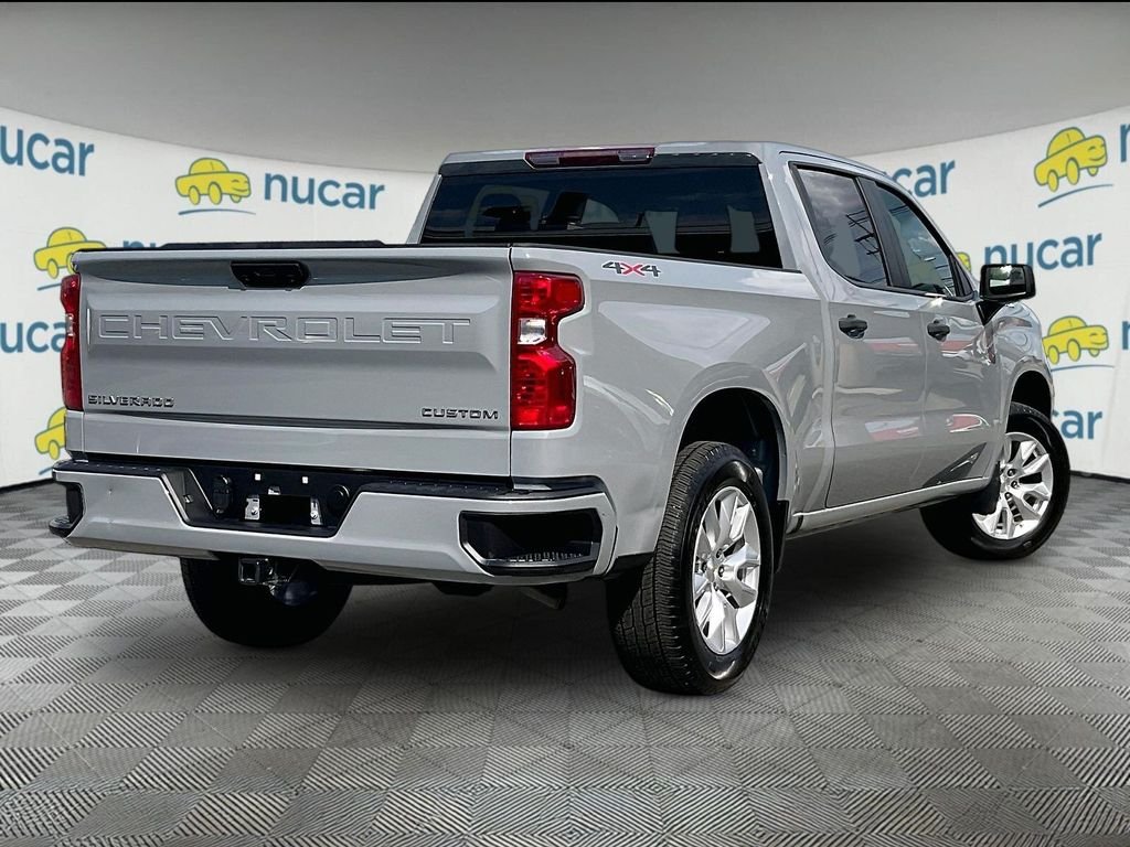Used 2024 Gray Chevrolet Custom image 6