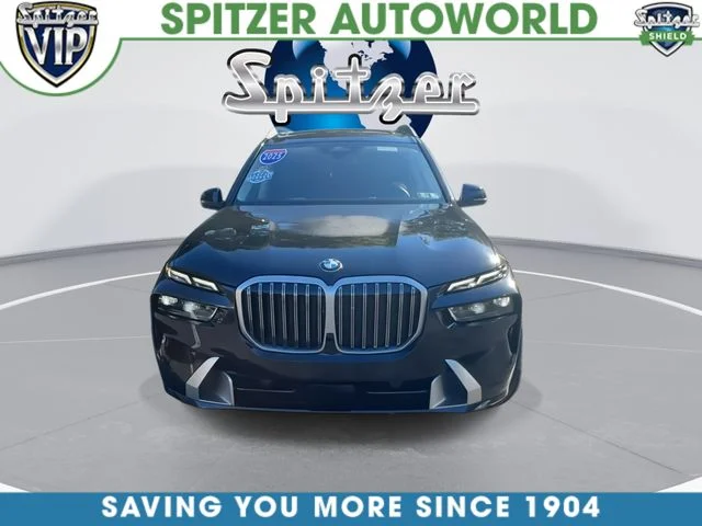 Used 2025 Black BMW xDrive40i image 3