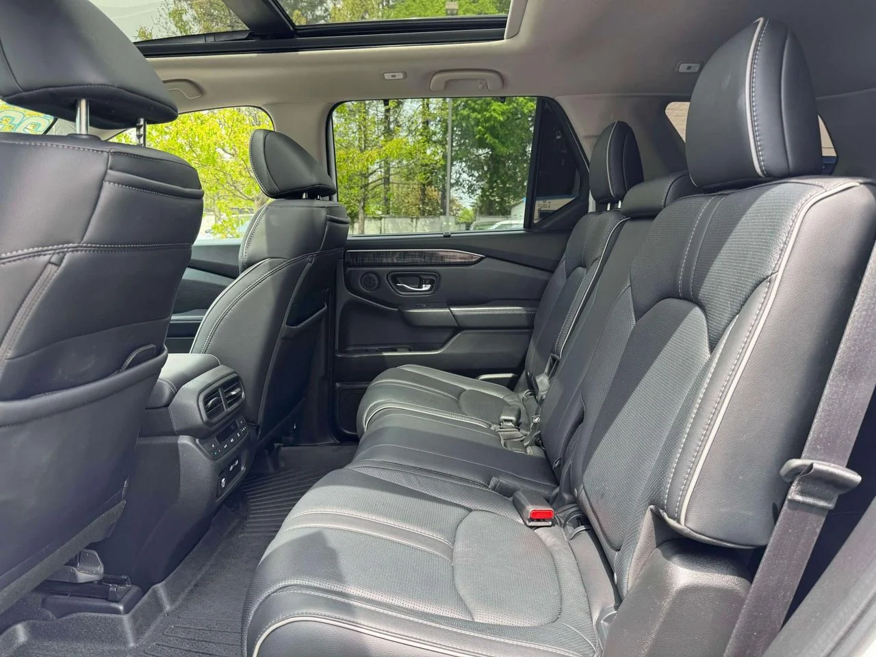 2023 Honda Pilot Elite - Photo 16