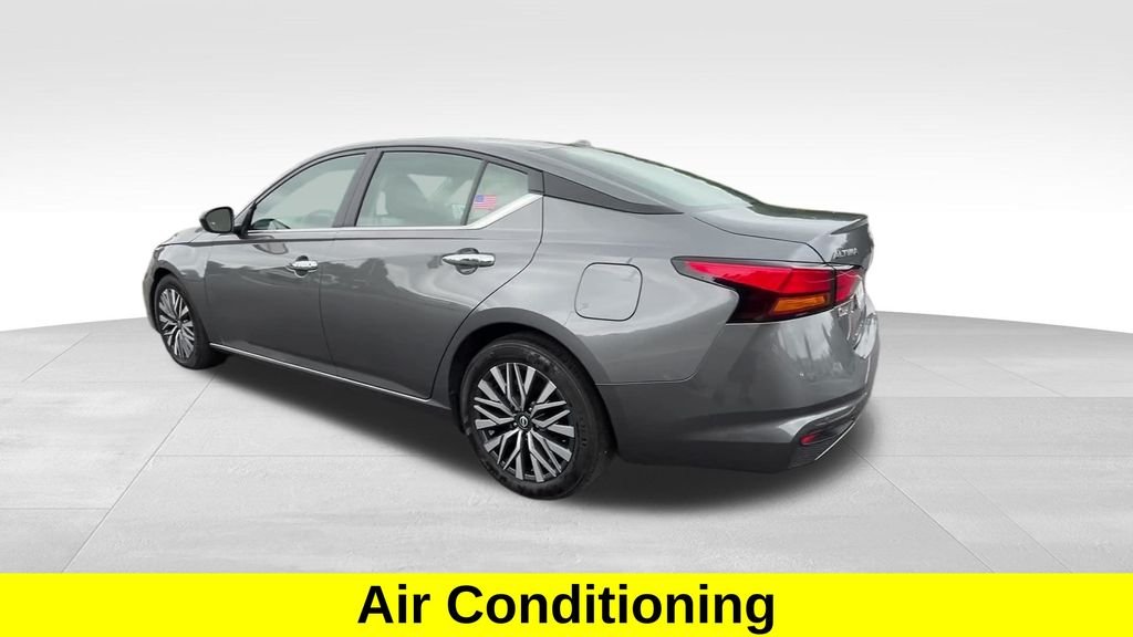 Used 2025 Gray Nissan 2.5 SV image 10
