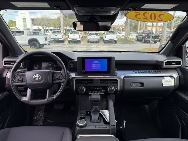 2025 Toyota Tacoma SR5 - Photo 12