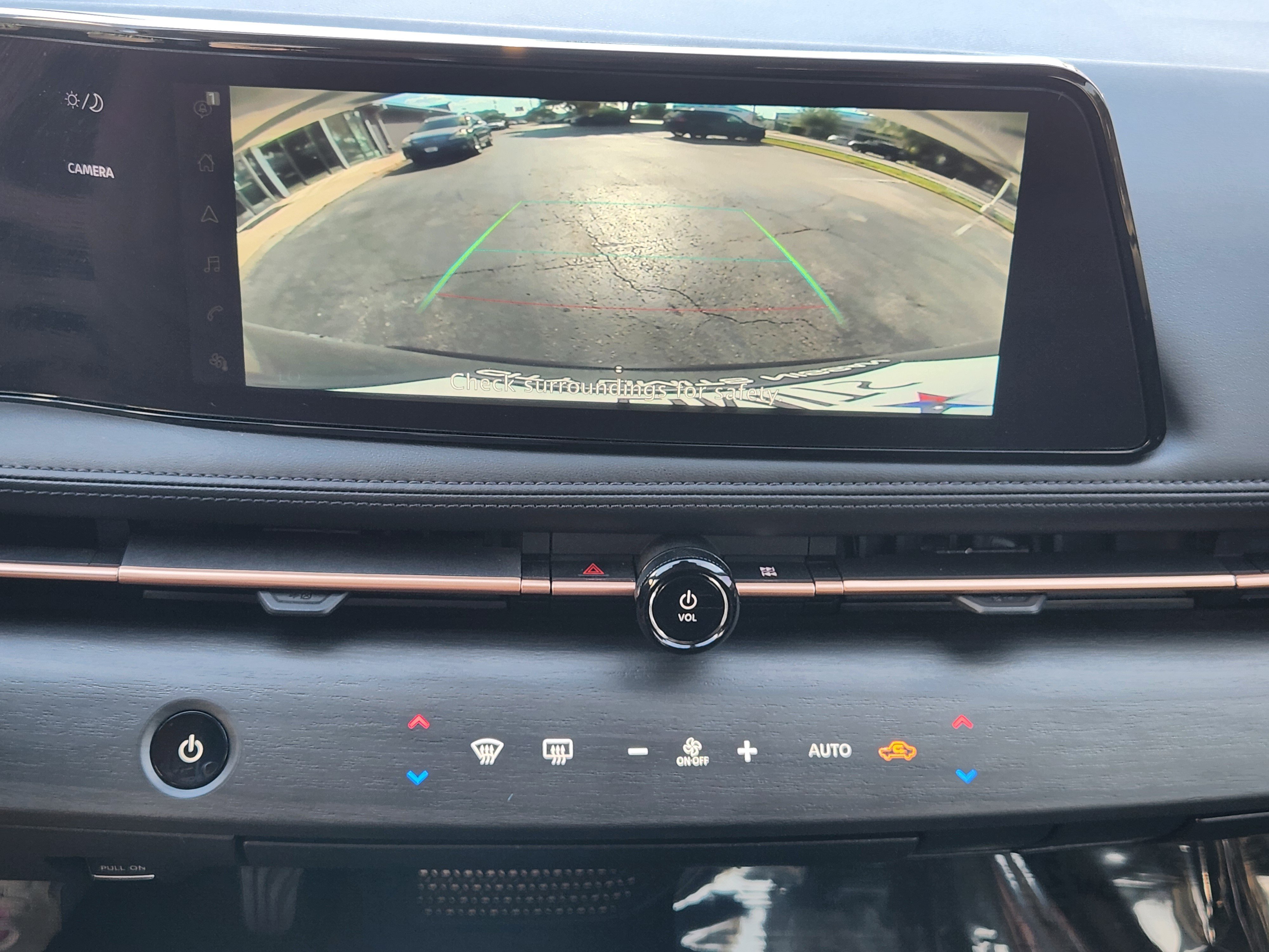 Used 2023 Gun Metallic Nissan Engage image 18