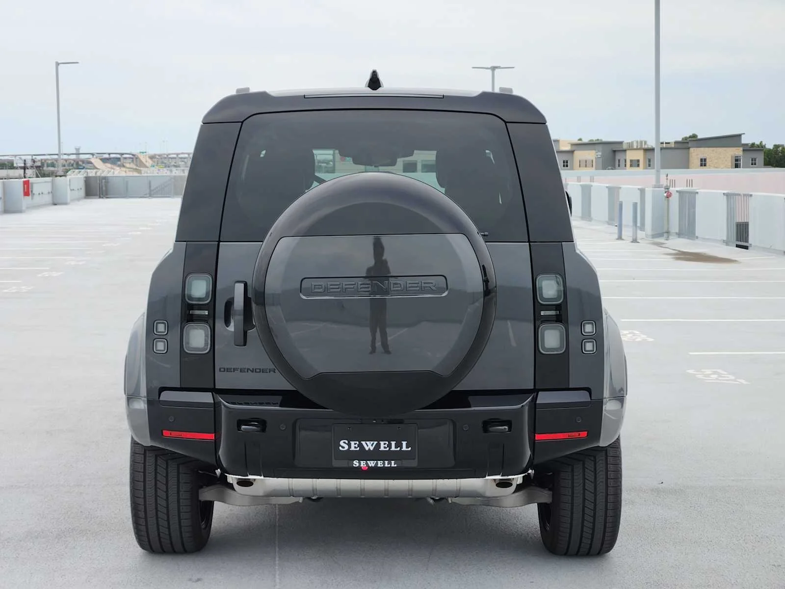 New 2026 Carpathian Grey LAND ROVER X-Dynamic SE image 6