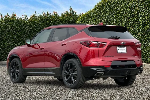 Used 2021 Red Chevrolet RS image 6