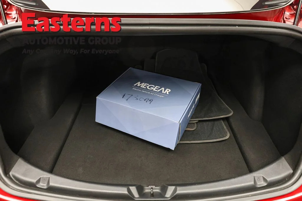 Used 2018 Red Tesla Long Range image 9