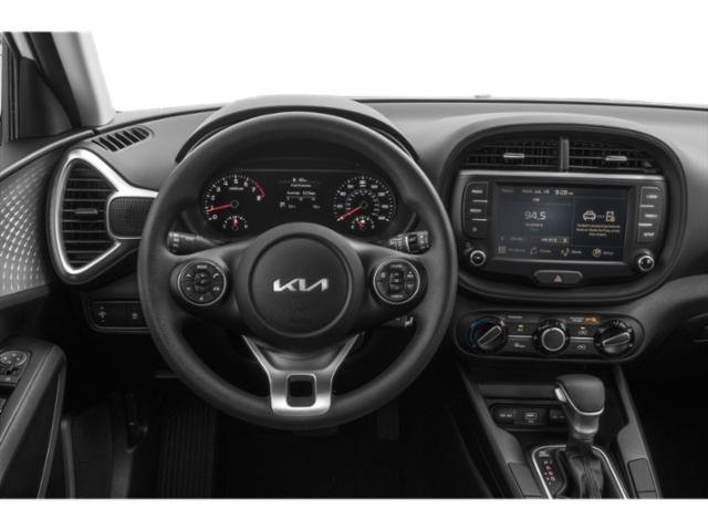 Used 2022 Snow White Pearl Kia LX image 10