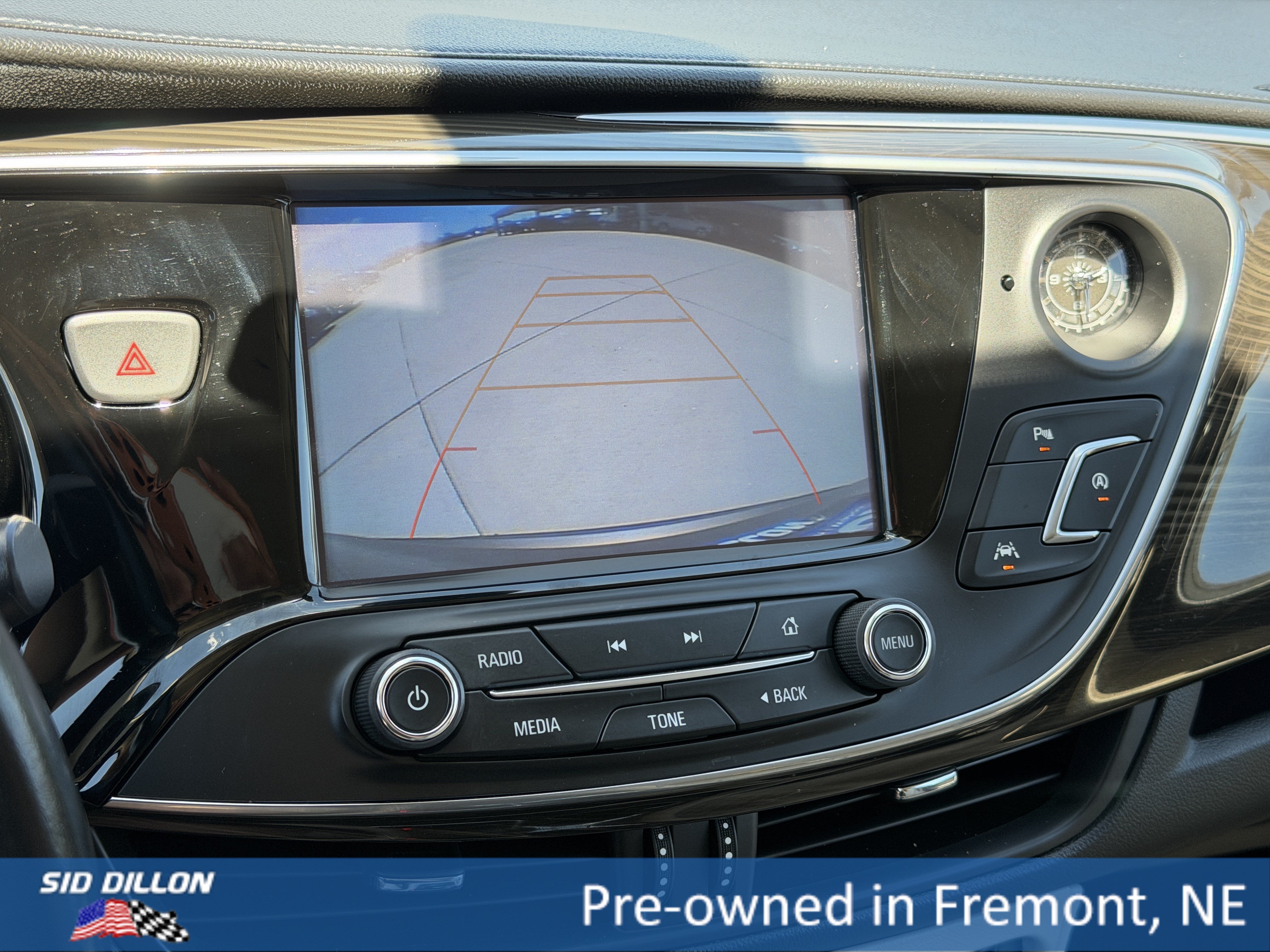 Used 2019 BRONZE ALLOY METALLIC Buick Premium image 10