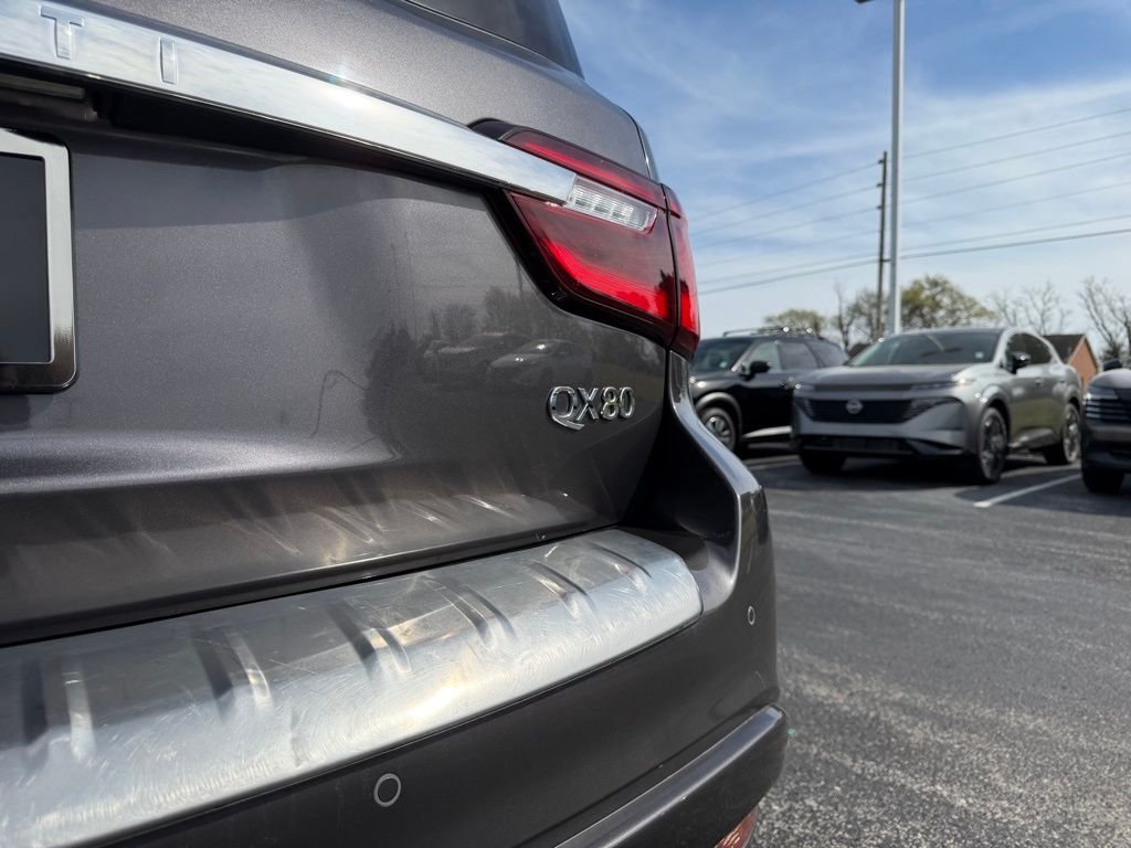 Used 2024 Gray INFINITI LUXE image 47