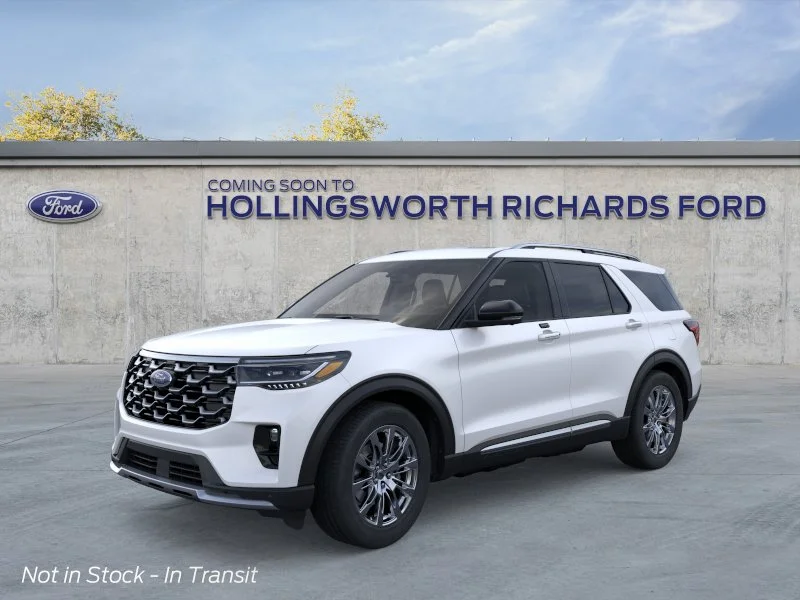 New 2026 Star White Metallic Tri-Coat Ford Platinum™ image 1