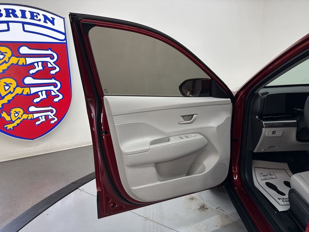 Used 2024 Red Metallic Hyundai SE image 13