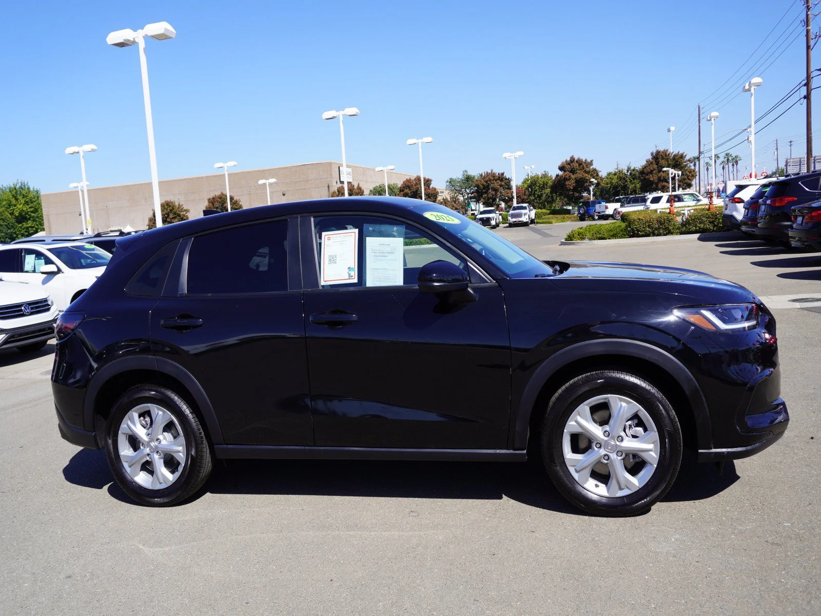 Used 2025 Crystal Black Pearl Honda LX image 4