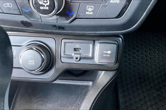 Used 2023 Graphite Gray Jeep Limited image 20