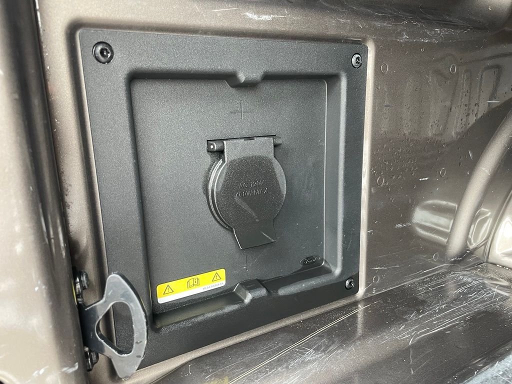 Used 2023 Gray Ford Lariat image 33