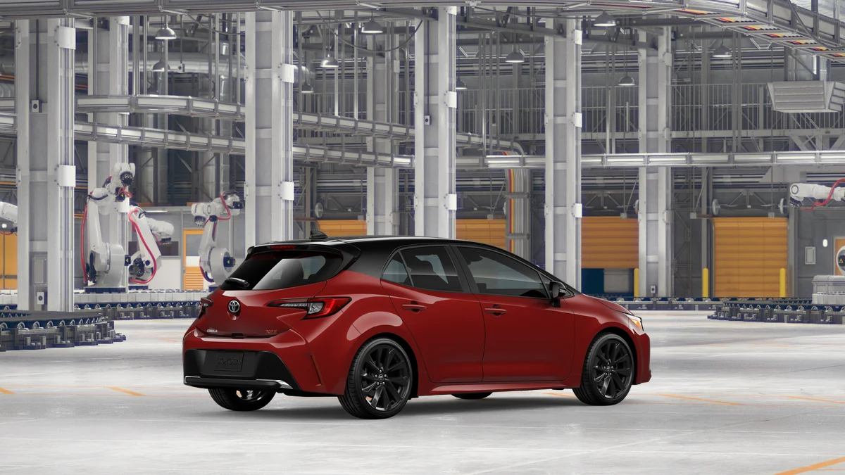 New 2026 Finish Line Red with Midnight Black Metallic roof Toyota XSE image 10