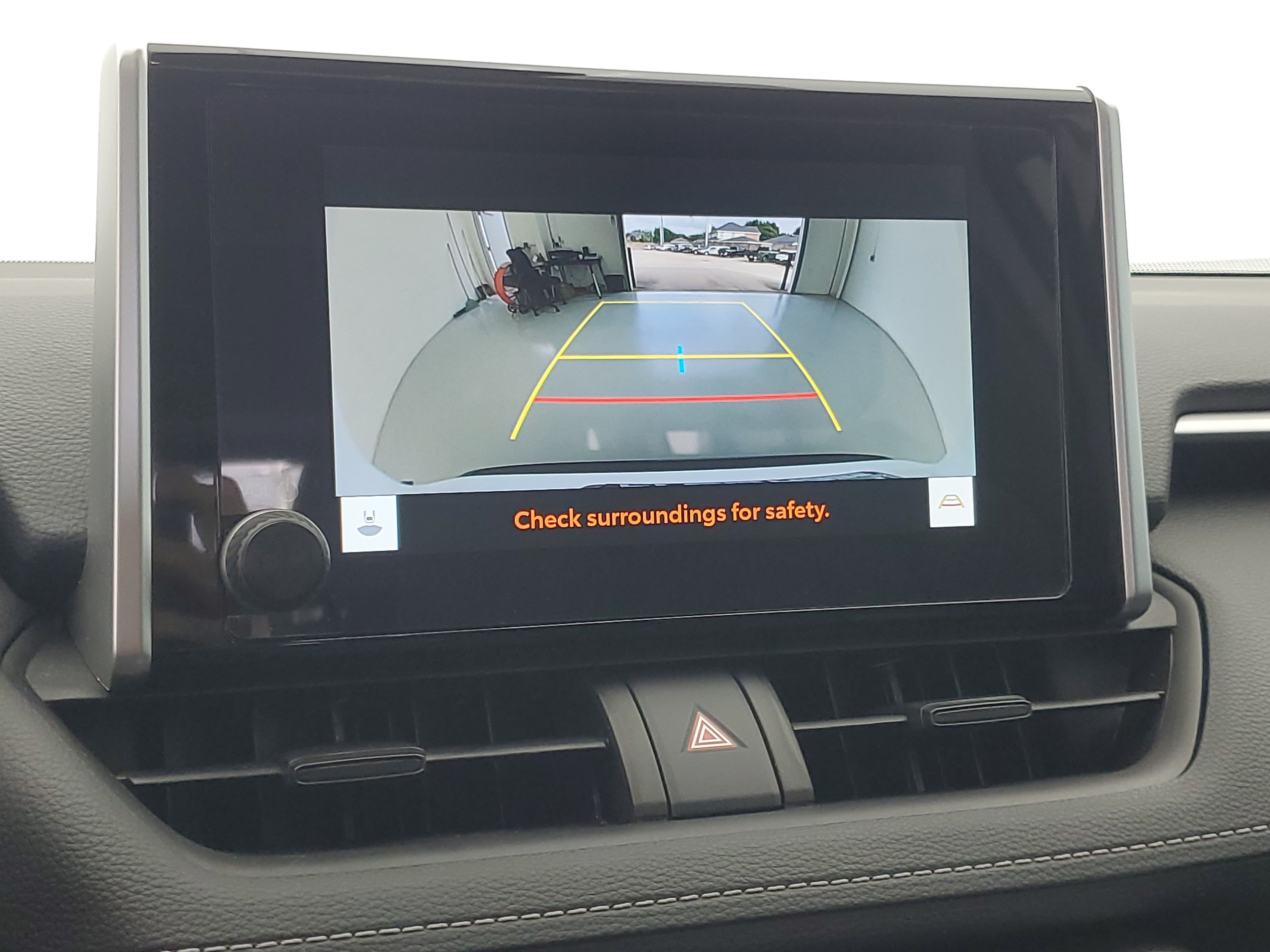 Used 2024 Ice Cap Toyota XLE image 30