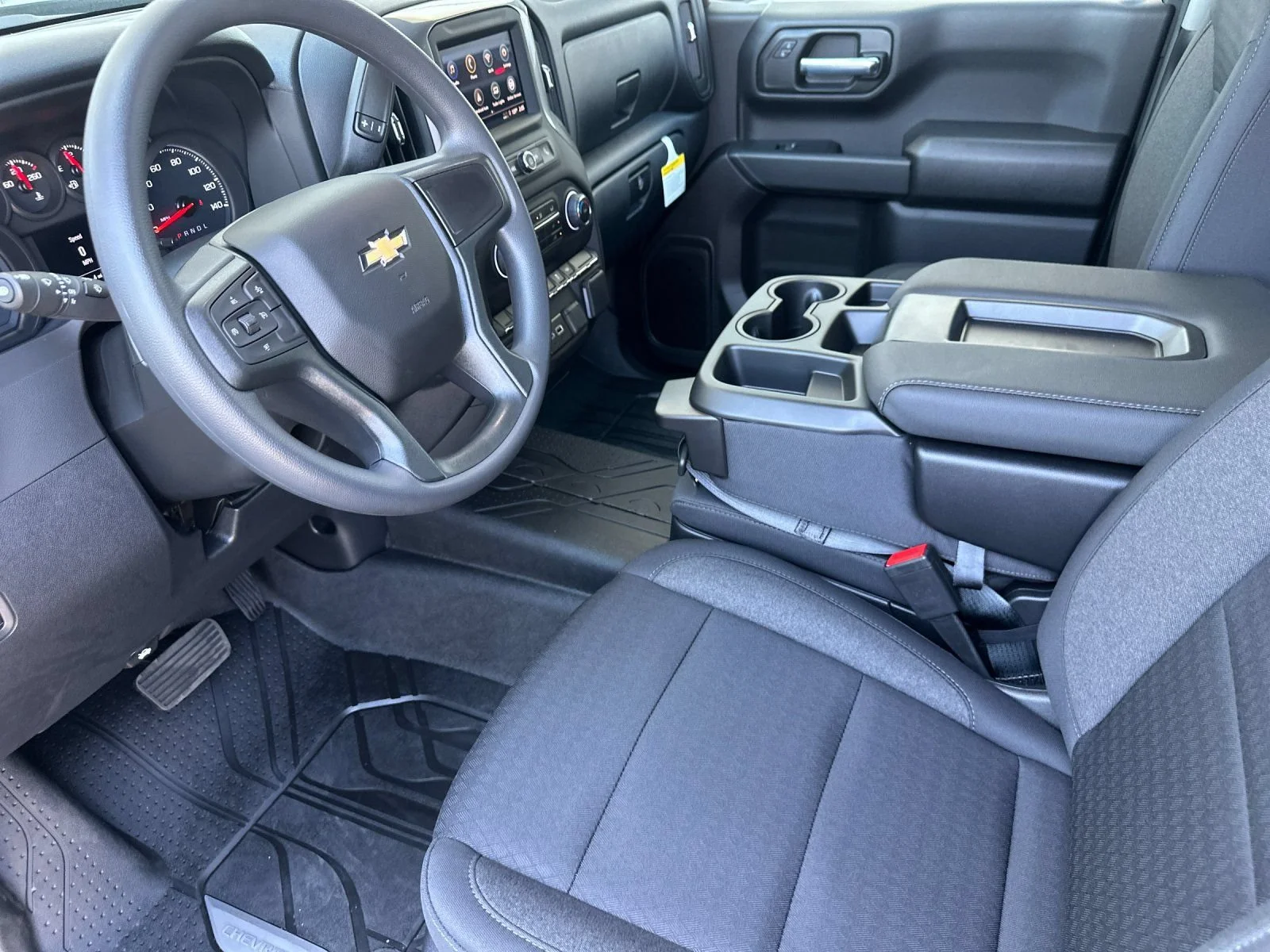 2026 Chevrolet Silverado 1500 Custom - Photo 10