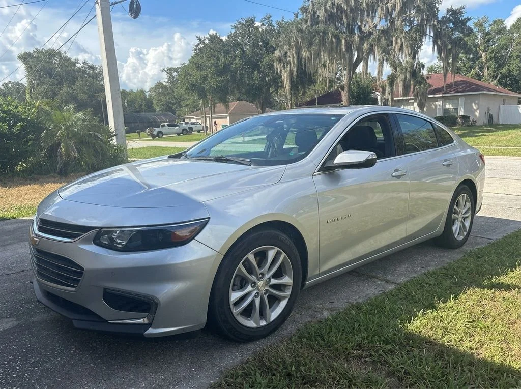 Used 2017 Silver Chevrolet LT image 1