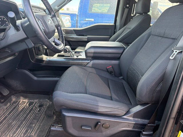 Used 2022 Black Ford XLT image 4