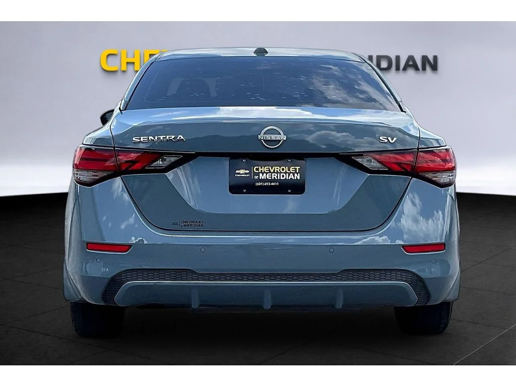 Used 2024 Gray Nissan SV image 4