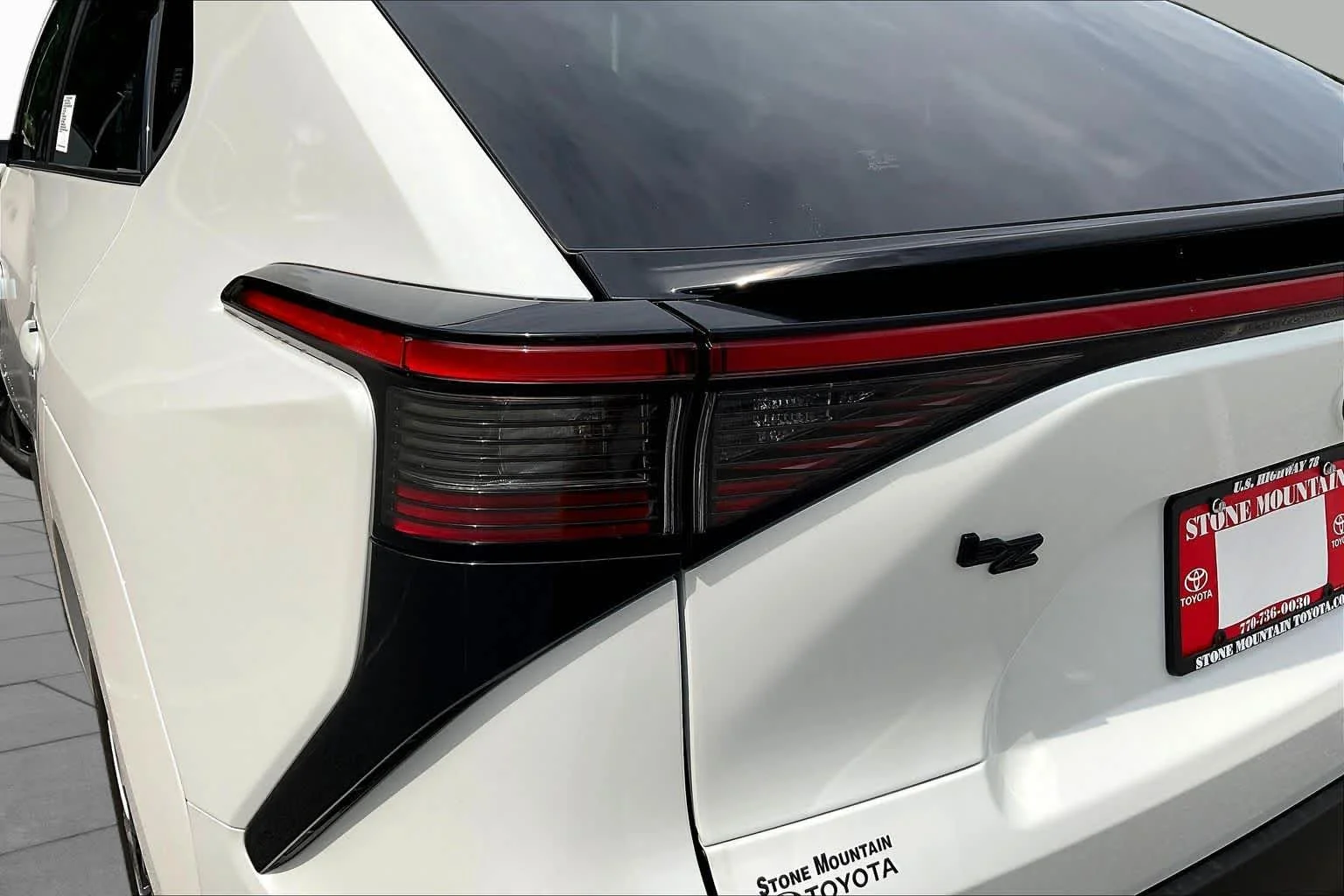 New 2026 Wind Chill Pearl Toyota XLE image 14