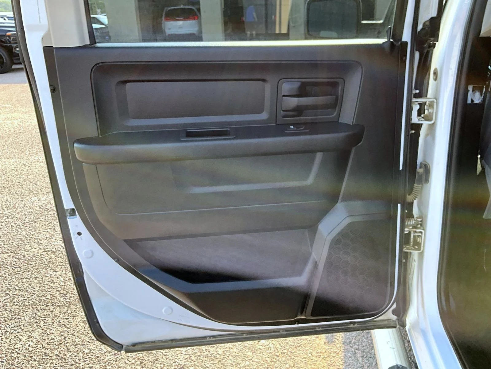 Used 2018 White Ram SSV image 21