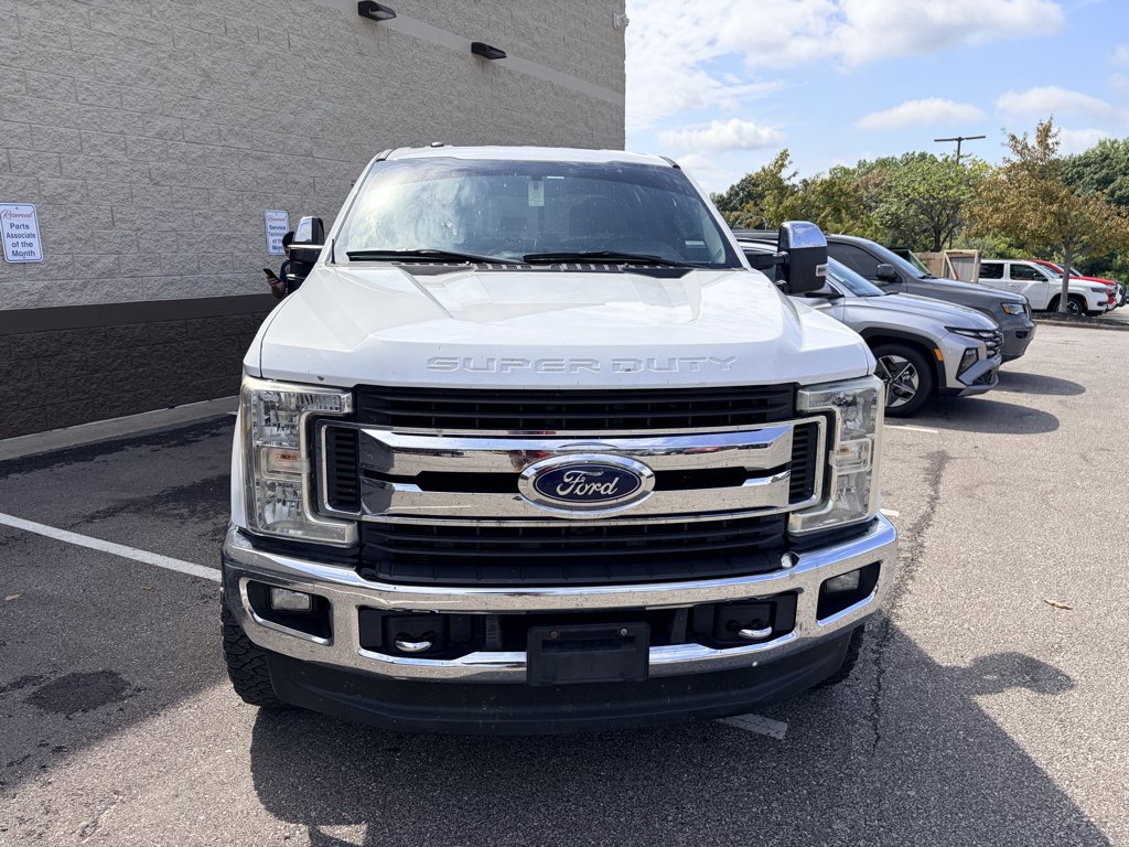 Used 2017 Oxford White Ford XLT image 8