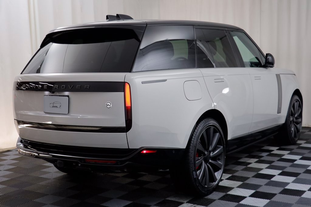 New 2026 Borasco Grey LAND ROVER SV Signature Suite image 23