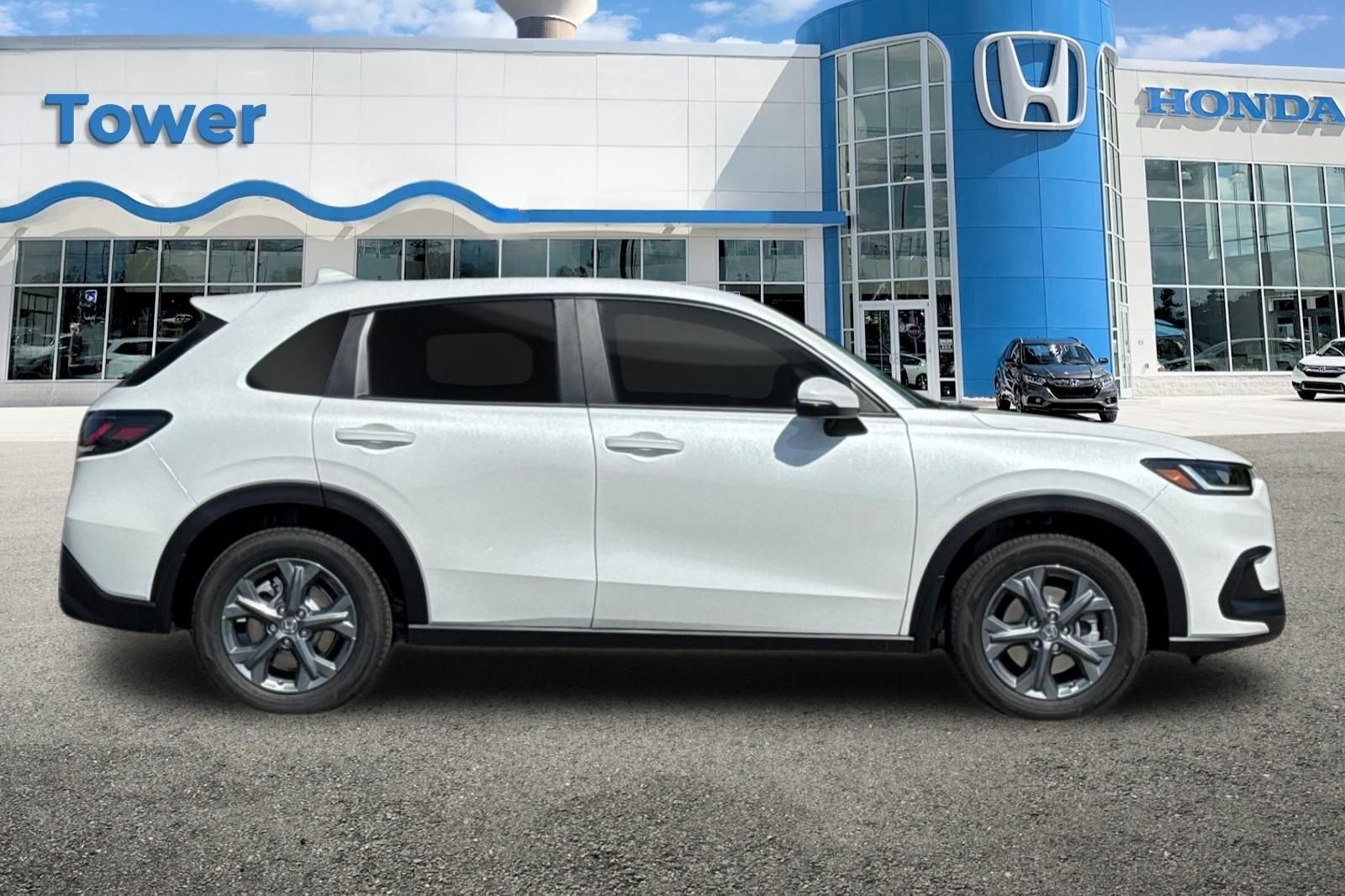 New 2027 Platinum White Pearl Honda LX image 3