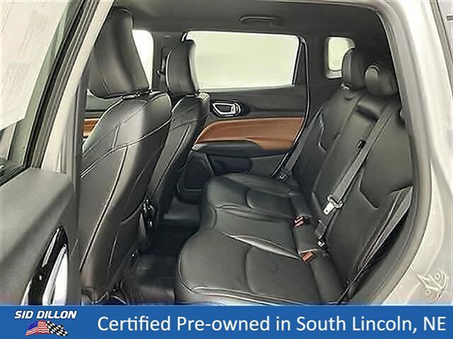 Certified Used 2024 Silver Zynith Metallic Clearcoat Jeep Limited image 18