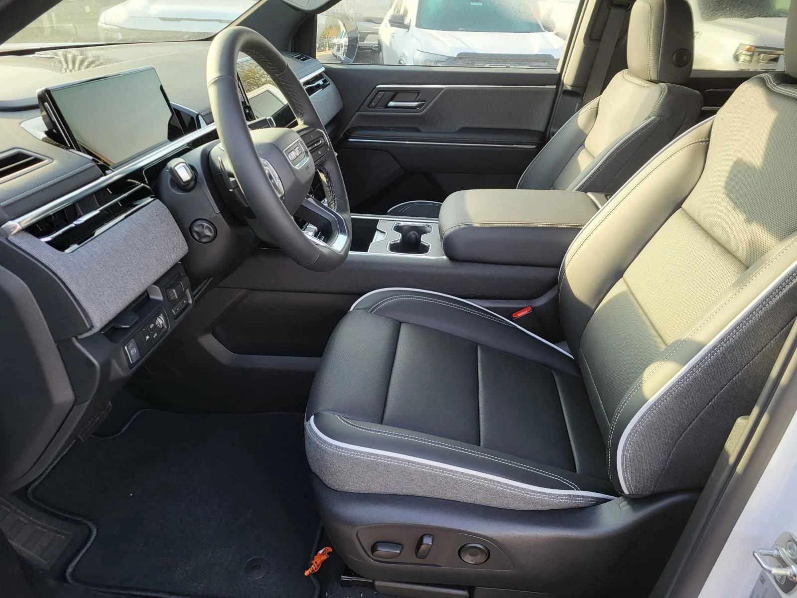 2026 GMC Sierra EV Elevation - Photo 7