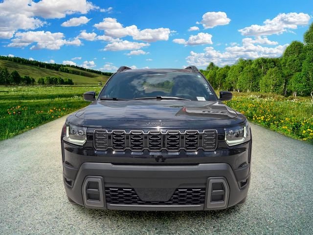 New 2026 Diamond Black Crystal Pearlcoat Jeep Laredo image 8