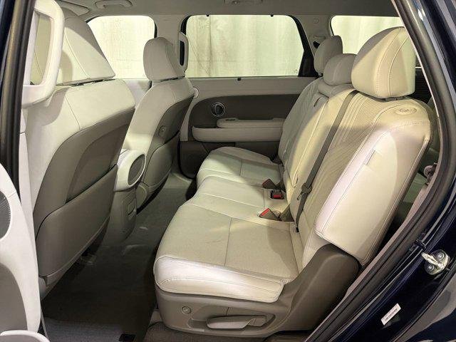 New 2026 Classy Blue Pearl Hyundai SEL 8P image 18