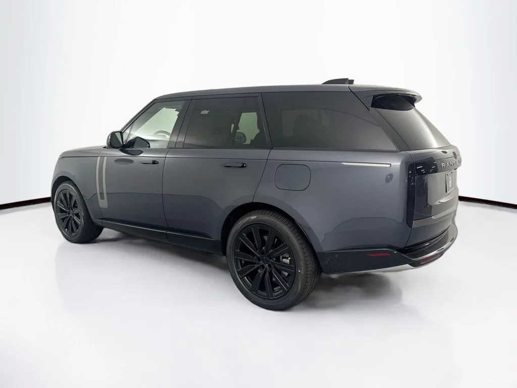New 2026 Varesine Blue Land Rover SE image 7