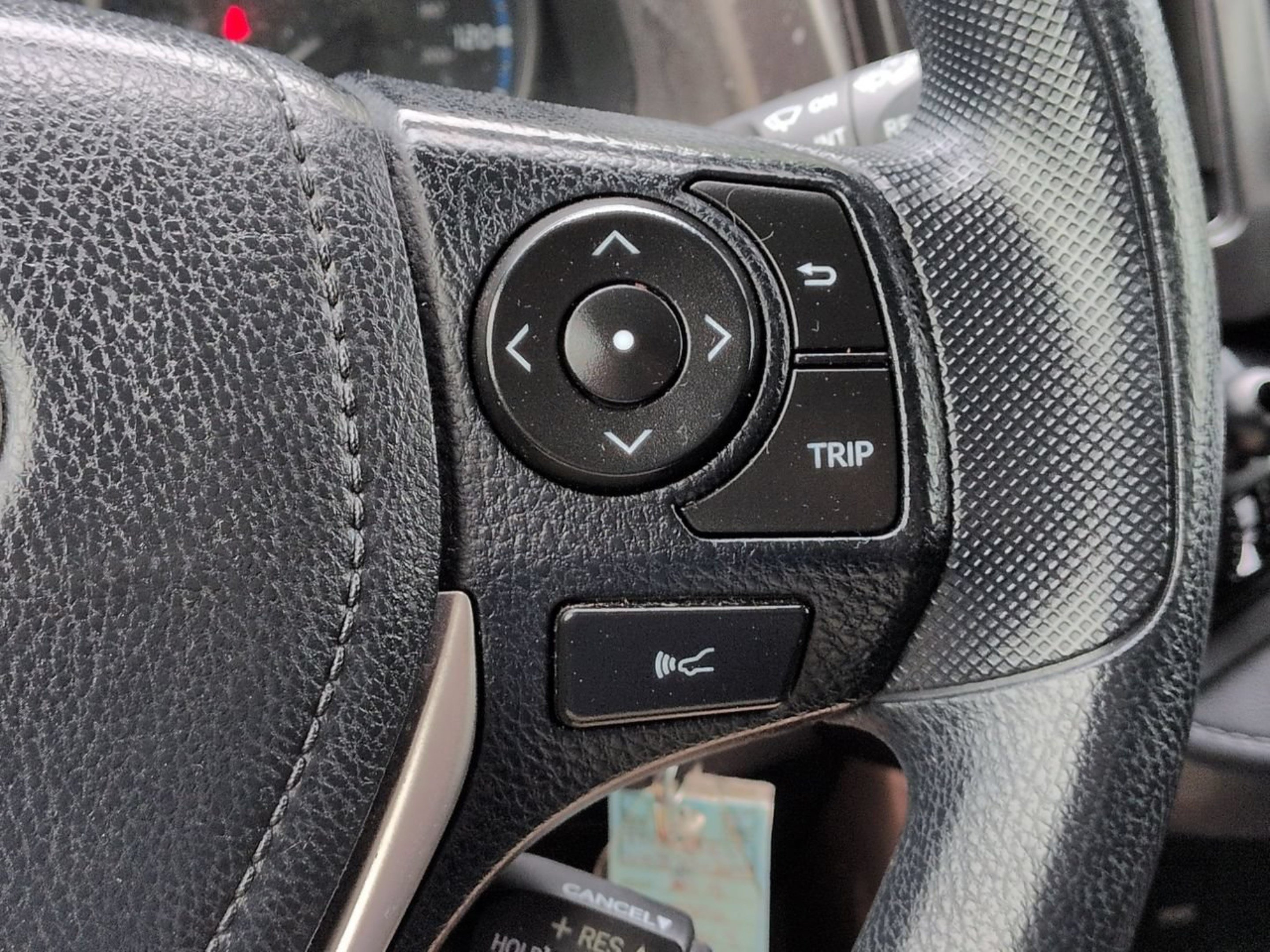 Used 2017 Super White Toyota LE image 28